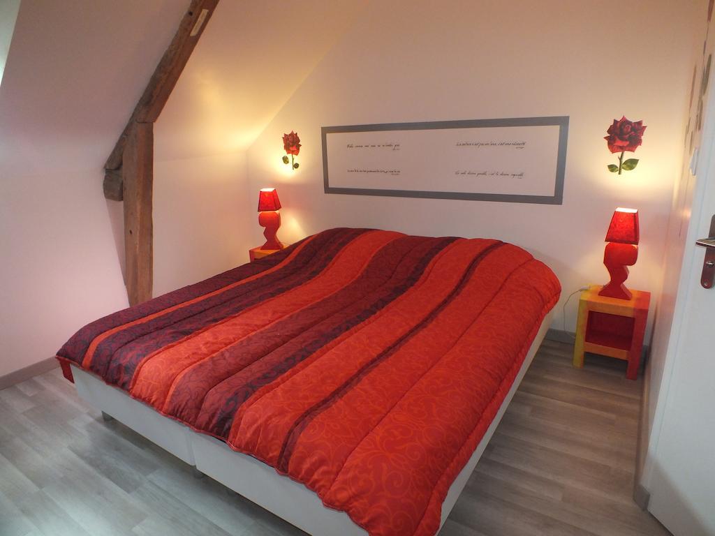 Chambre D'Hotes - La Rigaudiere Le Theil-de-Bretagne Room photo